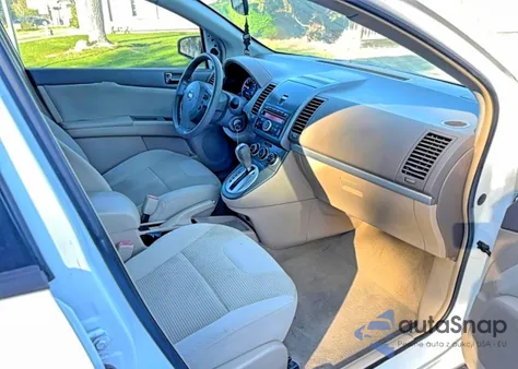 2011 Nissan Sentra 2.0 z USA, uszkodzony, nr VIN 3N1AB6AP8BL626398